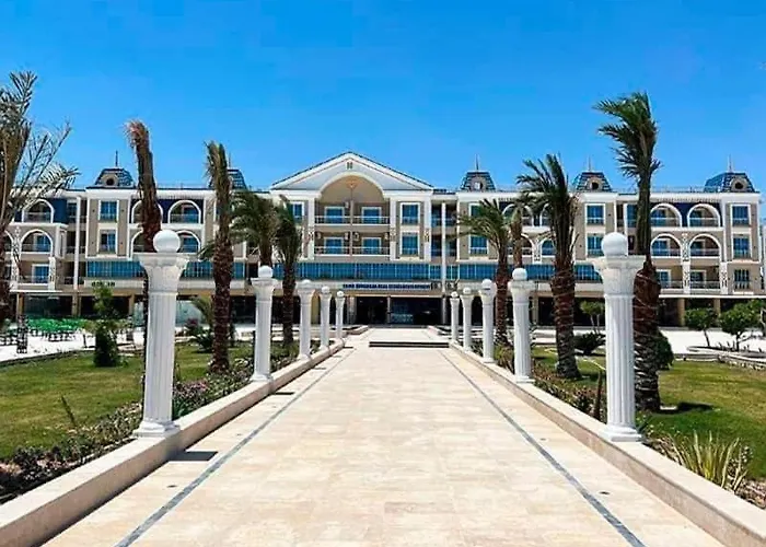Luxury At Hub With Pools Apartamento Hurghada