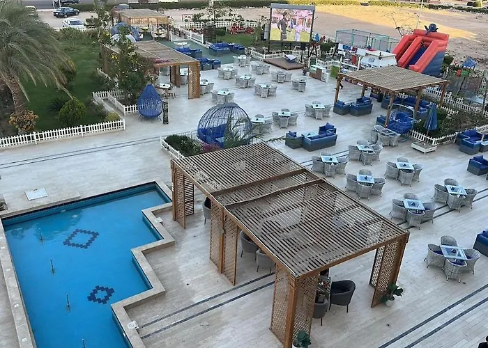 Luxury At Hub With Pools * Hurghada